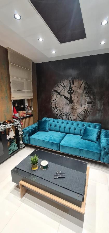 Ćuprija Design Apartment Platinium Spa Lux 5 Star "Havana" Completely Private Wellness & Spa Free Included Sauna & Jacuzzi & Salt Wall & Fire Place & 3D Ceilings & Business Wifi & Netflix & Keyless Code Entry & Full Smart App & Secure 2 Parking Place מראה חיצוני תמונה